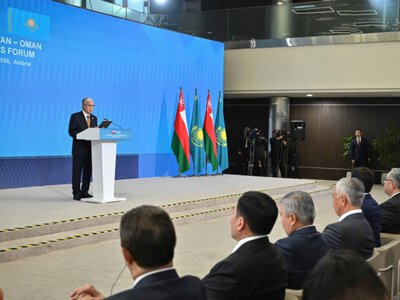  Касым-Жомарт Токаев выступил на казахско-оманском бизнес-форуме 
