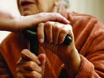 В Одессе могут получить продуктовые наборы люди 65+: что известно о помощи