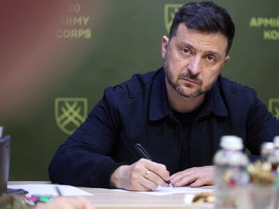 Зеленский посмертно присвоил звание Героя Украины пилоту Марату Мамбетову