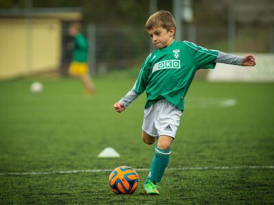 Спорт у дитинстві може бути пов’язаний із нижчим ризиком депресії у дорослому віці