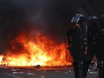Протесты во французских школах привели к наибольшему числу пострадавших за десятилетие