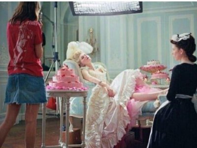 Скандальная «Мария-Антуанетта» Копполы: что осталось за кадром