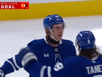 НХЛ: дебютный гол первого номера драфта-2026, невероятные камбэки Баффало и Торонто