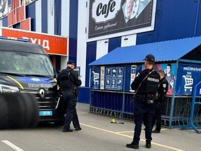 В Ковеле мужчина с топором напал на людей в супермаркете. Есть пострадавшие