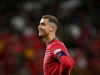 Самый выдающийся игрок в истории Португалии: обладатель Золотого мяча встал на защиту Роналду