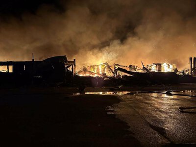 Взрывы, пожары и остановленное производство: Киевский УПК снова атаковали
