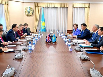 Казахстан и Великобритания подтвердили открытость к дальнейшему сотрудничеству