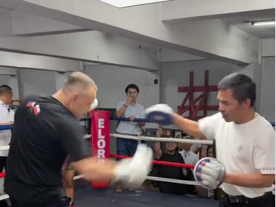 Президент Польши Навроцкий провёл тренировку с легендой бокса Пакьяо