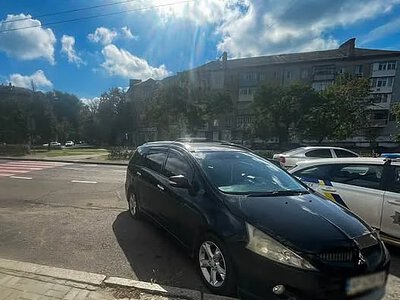 В Николаеве водитель Mitsubishi сбил 11-летнюю девочку на пешеходном переходе