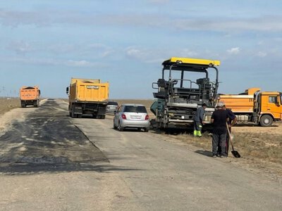  В Мангистау асфальтируют 8 километров дороги к селу Кызылозен 