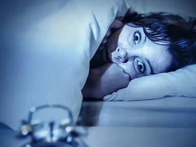 Сир на вечерю та страшні сни: чи є насправді зв’язок між ними