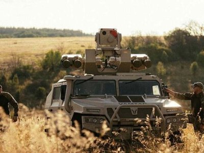 Палали грузовики и укрытия оккупантов: пограничники показали новые кадры операции Вивальди