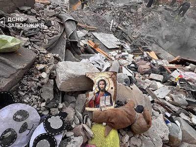 Число погибших при российском авиаударе по Запорожью выросло до 20 человек, среди них трое детей