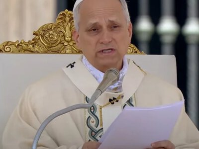 Полагаюсь на ваши молитвы: Папа Лев XIV готовится к операции из-за узла в лёгком