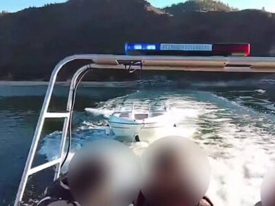  Спасатели эвакуировали четырёх человек на Бухтарминском водохранилище 