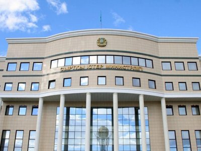  МИД Казахстана проверяет информацию о пострадавших при атаке на аэропорт Эр-Рияда 