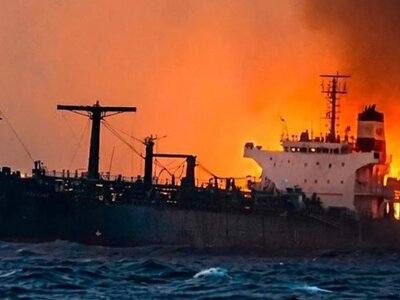  Танкер попал под удар неизвестного снаряда в Ормузском проливе 