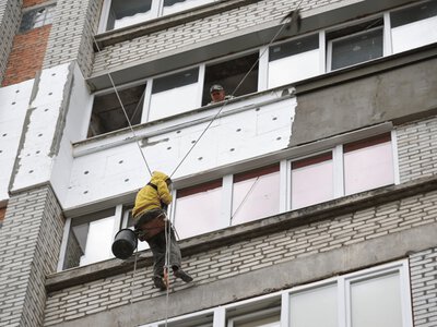 Через дах і стіни будинок втрачає найбільше тепла: що перевірити перед утепленням