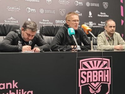 “Sabah” və “Slaviya”nın baş məşqçiləri jurnalistlərin qarşısına nə vaxt çıxacaq?