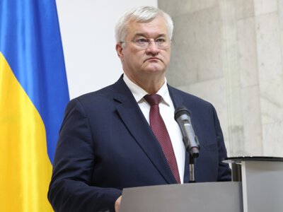  Снятие санкций с Усманова и Фридмана: Украина предложит ЕС ограничения против 10 российских олигархов 