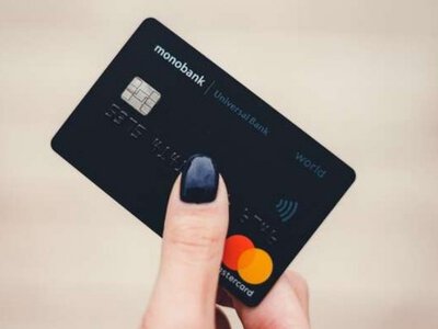 Monobank блокирует счета «по беспределу»: НБУ штрафовал «Универсал Банк» за нарушение финмониторинга