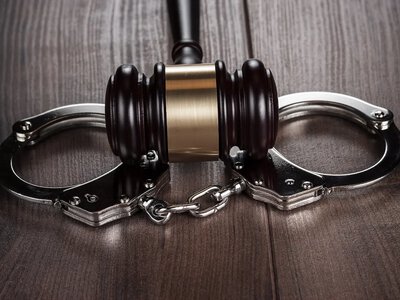 Фальшивая инвалидность стоила дороже: суд наказал львовянина за мошенничество с пенсией
