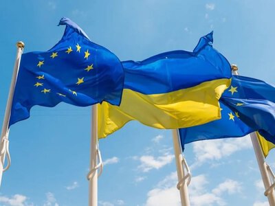 ЕС официально открыл два кластера в переговорах о вступлении Украины