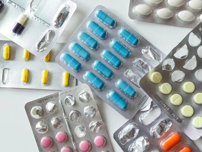 Как использовать пустые блистеры от лекарств: 10 идей для дома и шитья
