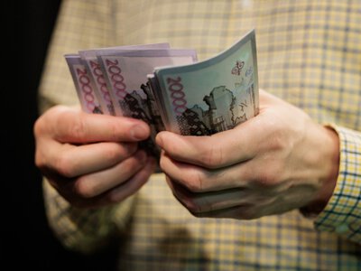  Минимальную зарплату в Казахстане могут повысить в 2027 году 