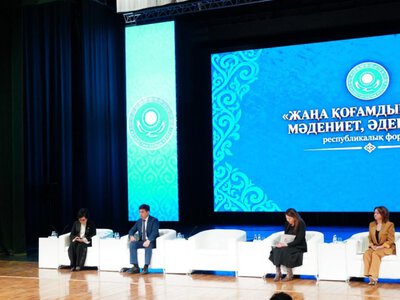  Глава государства призвал укреплять ценности Конституции и «Таза Қазақстан» 