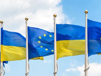 ЕС стремится привлечь средства для Украины на встречах МВФ и G7 — Домбровскис