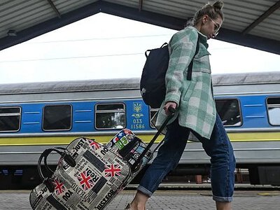 Николаевский поезд идет с опозданием после массированного обстрела