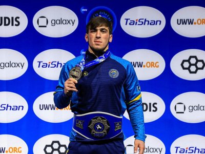  Казахстан занял второе место в командном зачете ЧМ U23 по греко-римской борьбе 