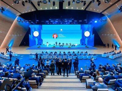  В Астане начал работу VIII международный бизнес-форум «NEW SILK WAY» 