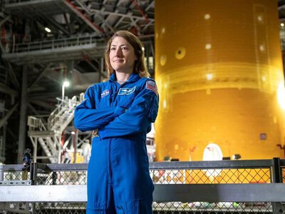 Легендарная астронавтка прекращает космическую карьеру, но не уходит из NASA