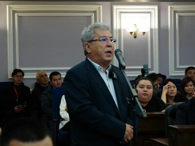 Рекордная газификация и мегапроект на Карачаганаке: вице-министр энергетики Ерлан Акбаров встретился с жителями ЗКО