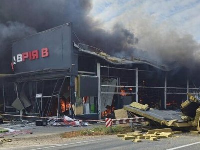 В Одесской области россияне нанесли удар с помощью дрона по продуктовому супермаркету: есть пострадавшие