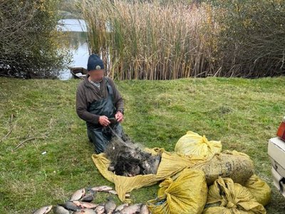 Сотрудники рыбоохраны провели рейды по борьбе с браконьерством в Днепропетровской и Винницкой областях: ущерб составил более 600 тыс. грн