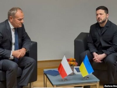 Зеленский поблагодарил Туска за секретную поддержку: Польша помогает укреплять защиту Киева