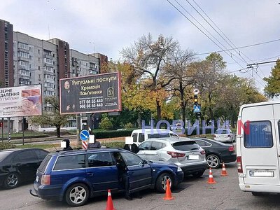 ДТП с тремя автомобилями парализовало движение на проспекте в Николаеве