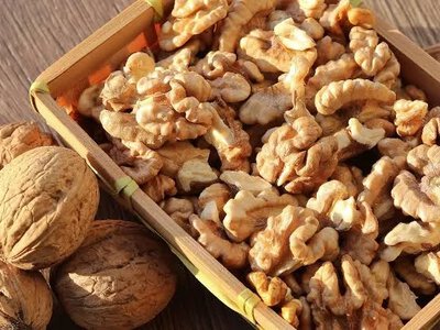 Что будет с мозгом, если есть грецкие орехи каждый день: ответ диетологов