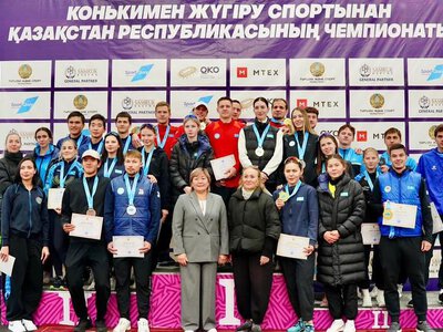 Столичные конькобежцы завоевали 16 медалей на чемпионате Казахстана