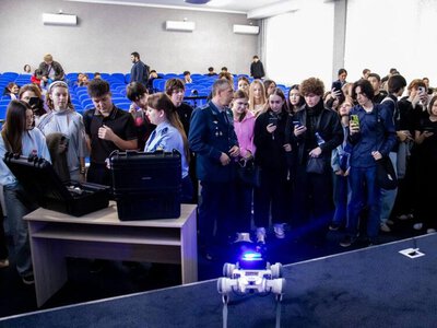 Следствие, криминалистика и новые технологии: студенты ВКО познакомились с работой полиции