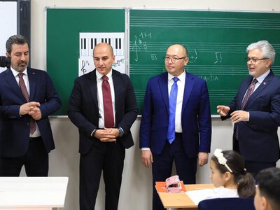 Вице-министр просвещения Казахстана встретился с заместителем министра национального образования Турции