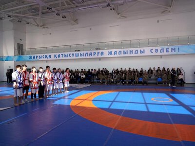 В Астане прошел турнир по борьбе «Жас сарбаз барысы» среди подростков