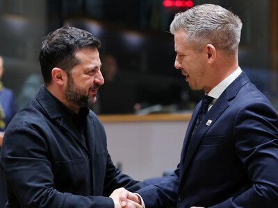 Зеленский впервые провел личную встречу с премьером Венгрии Петером Мадьяром