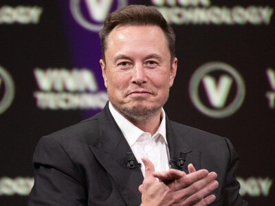 Илон Маск предложил Трампу замедлить Starlink в Украине, – The Telegraph
