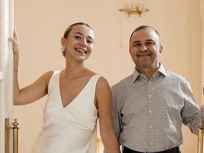 Синяки на лице: жена Павлика встревожила видом певца после неудачной операции