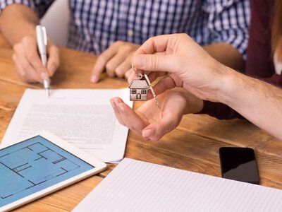 Квартиры нет в реестре: могут ли забрать жилье и как подтвердить право собственности (видео)