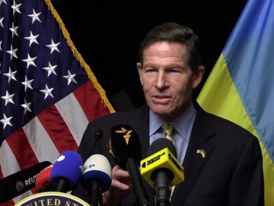 Зеленский сообщил сенаторам США о проблемах со связью Starlink и разведданными от США